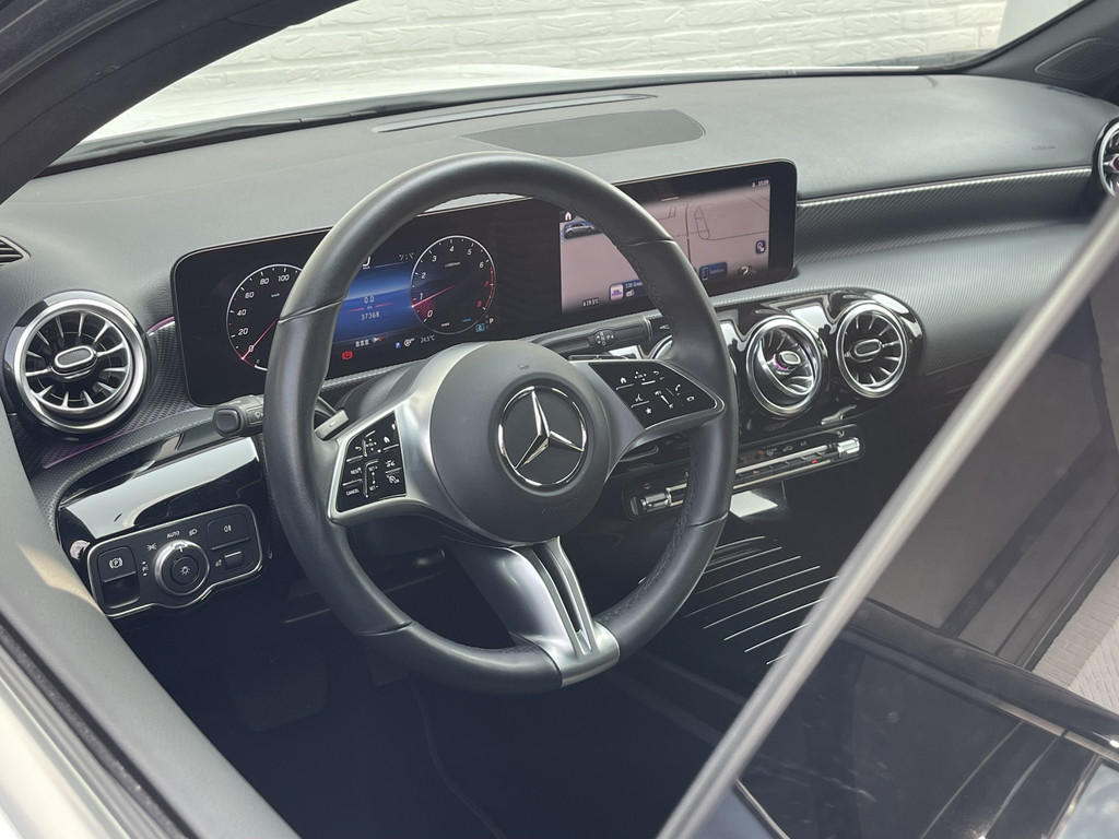 45410678-8.jpg