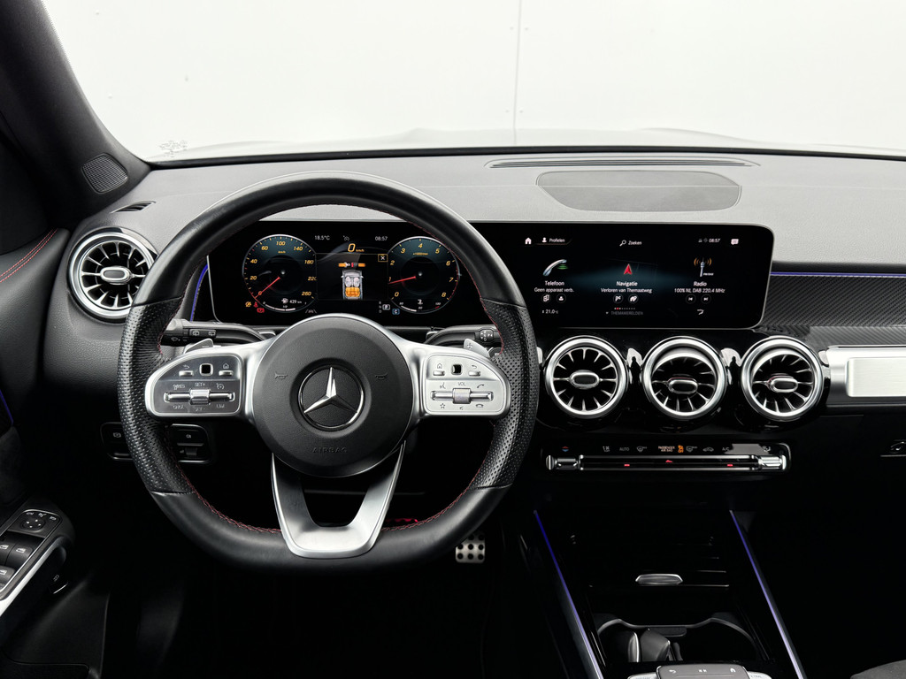 46217775-10.jpg