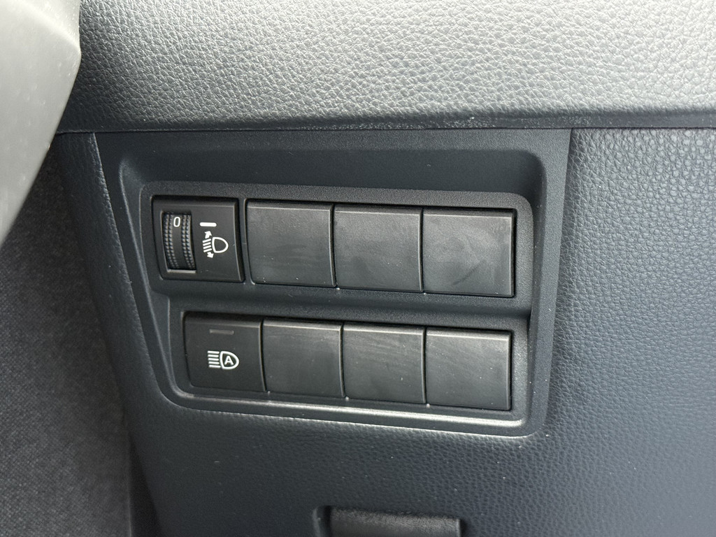 46362188-12.jpg