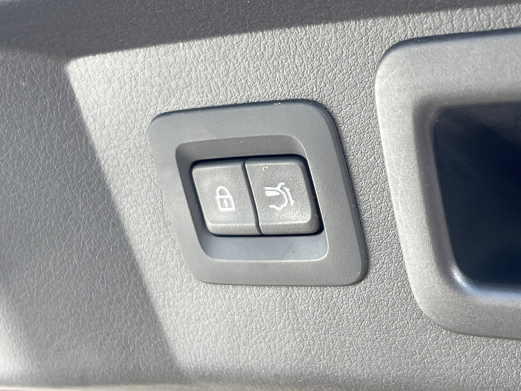 46688046-38.jpg