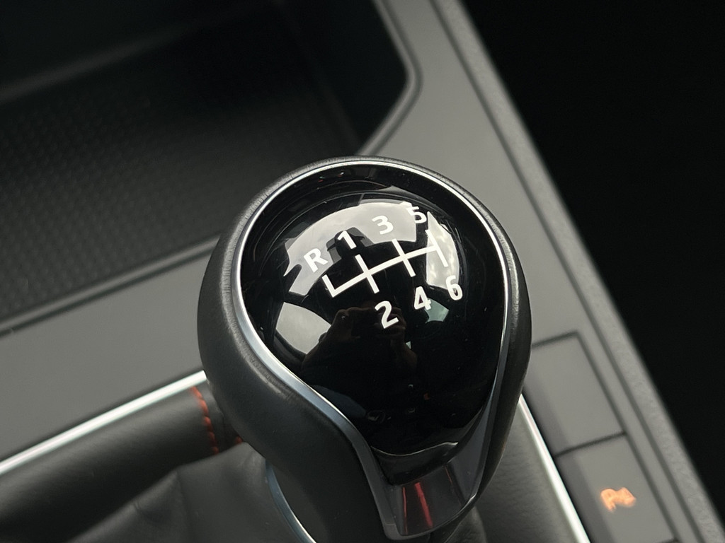 46796999-24.jpg
