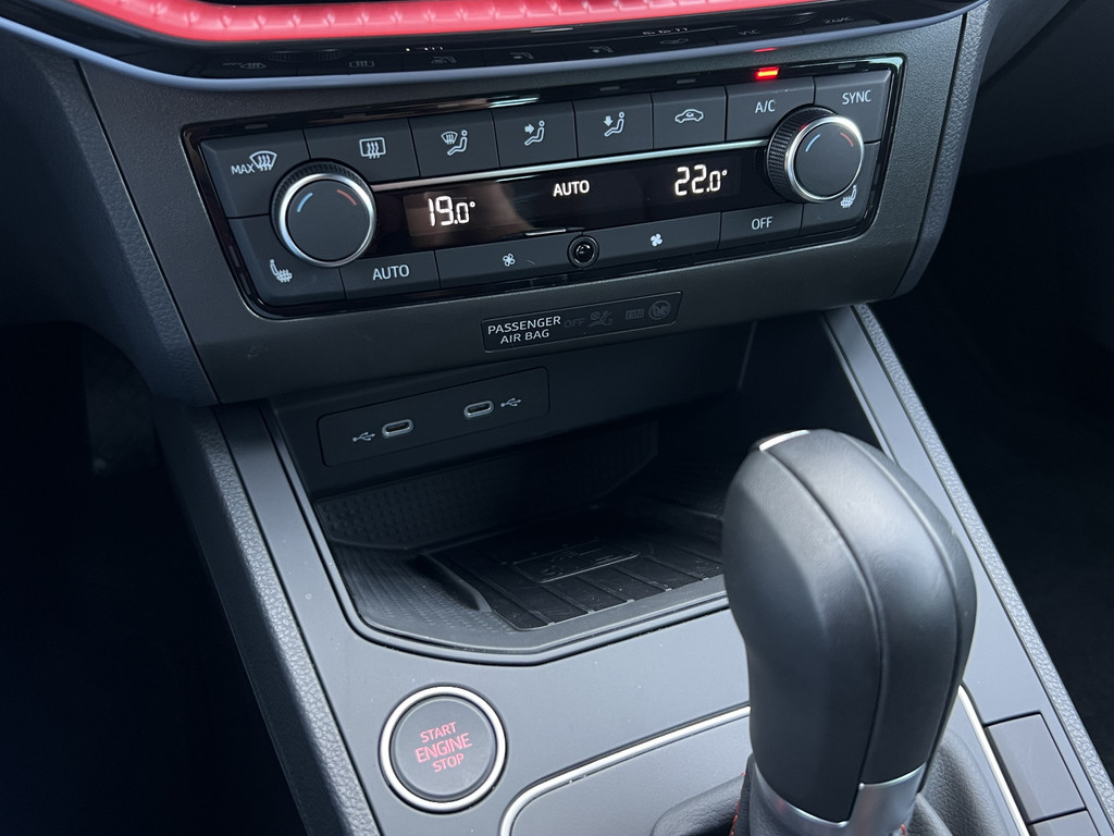 47098974-19.jpg