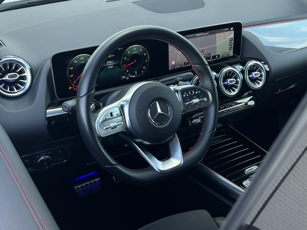 47350963-6.jpg