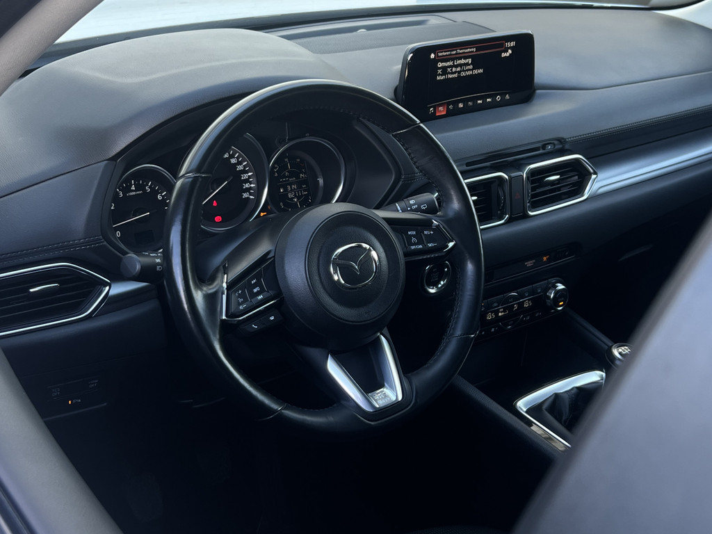 47918866-7.jpg
