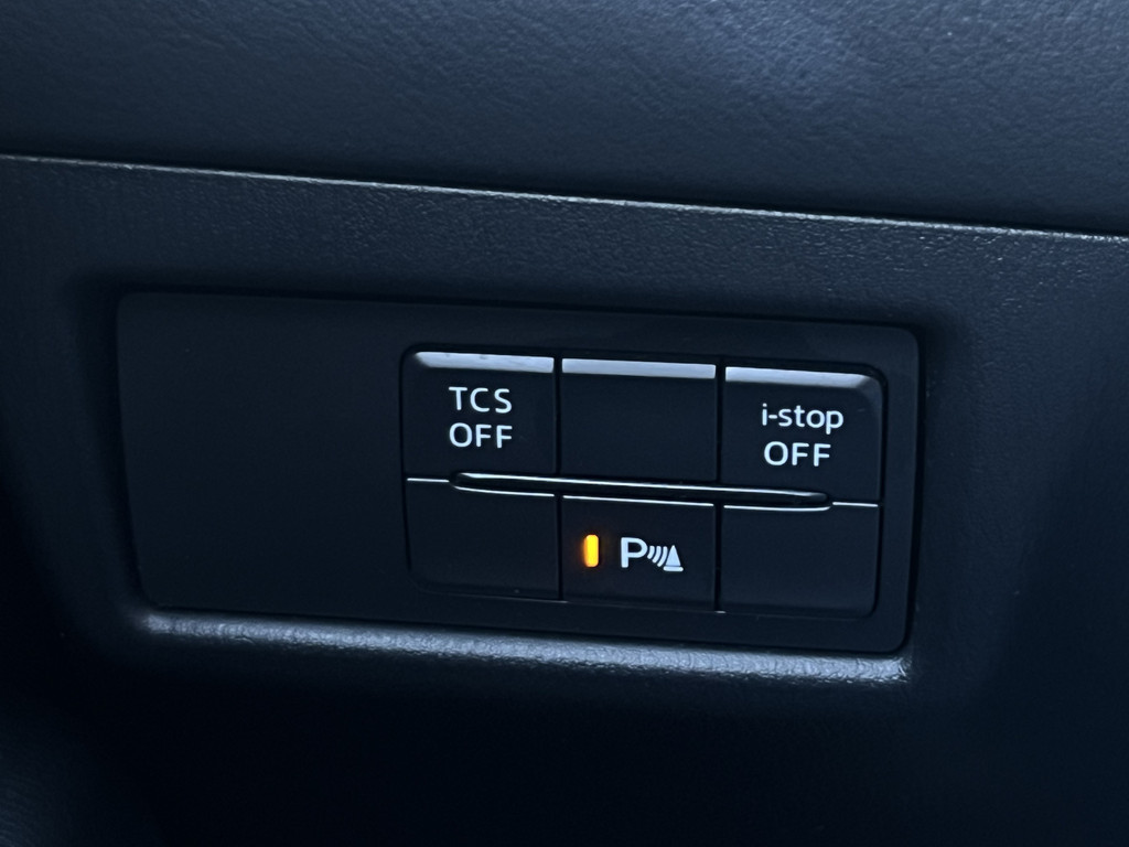 47918866-8.jpg