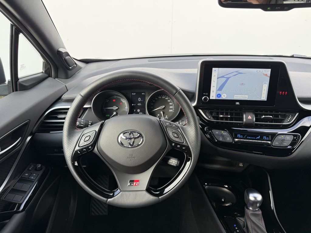 47954323-10.jpg
