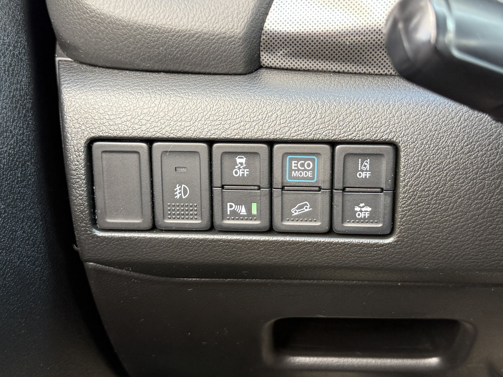 47956385-12.jpg