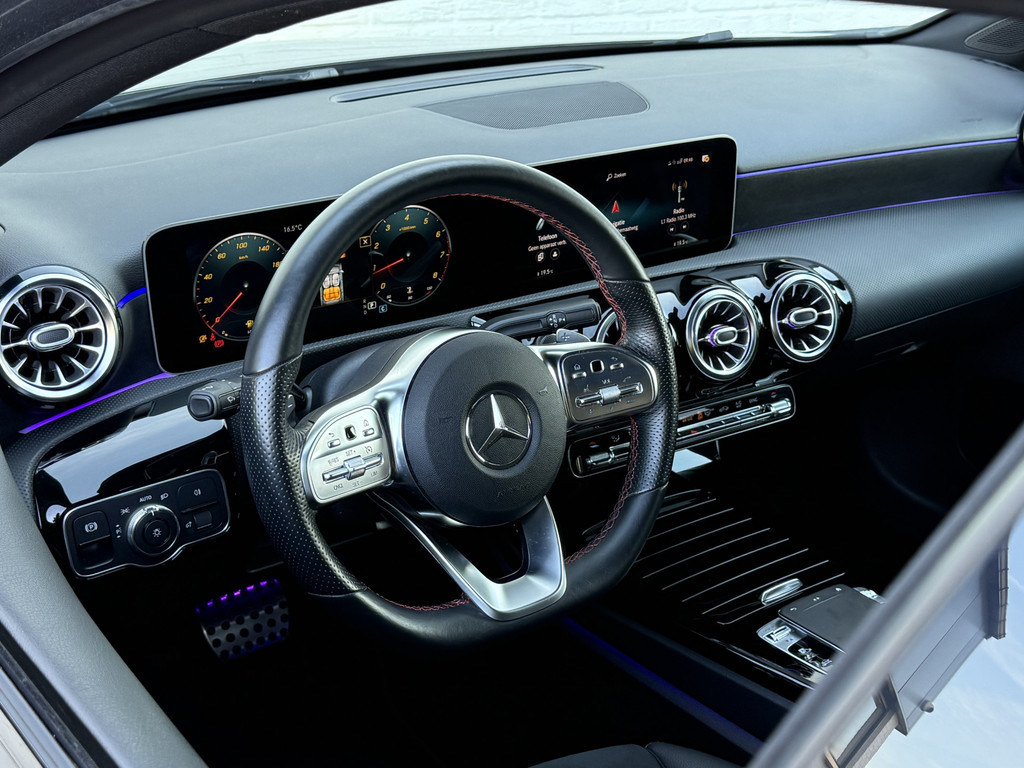 48246802-6.jpg